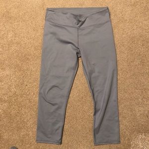 Fabletics Grey 3/4 Leggings